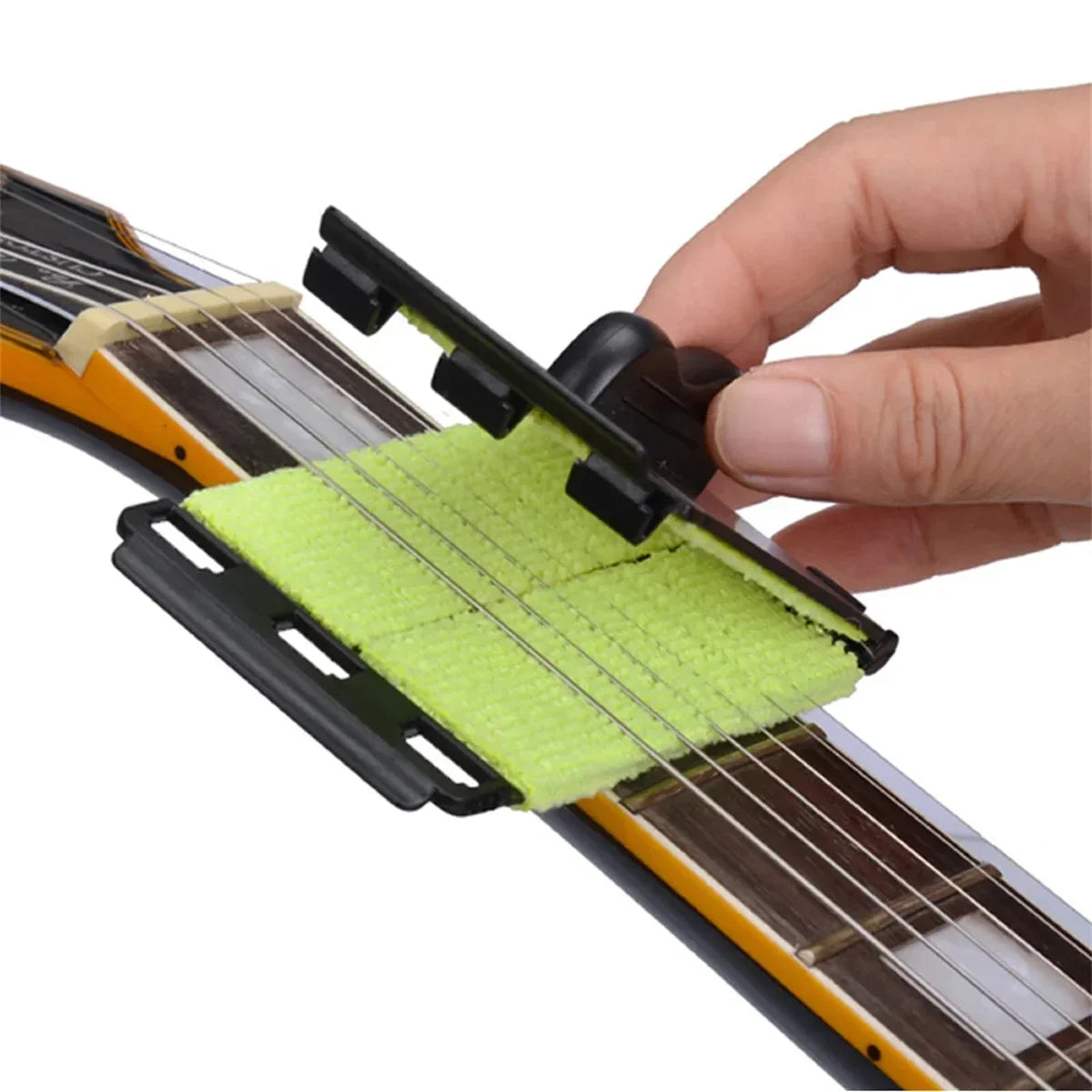 Limpiador de Cuerdas para Guitarra – Tela y Plástico | Limpia Trastes | Guitarra, Bajo y Ukulele